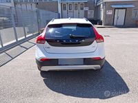 Usata Volvo V40 CC 115 CV (84 kW) 2014 Bianco Station wagon