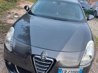 Usata Alfa Romeo Giulietta 105 CV (77 kW) 2013 Grigio Berlina
