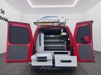Usata VW Caddy 122 CV (89 kW) 2016 Rosso pastello Monovolume