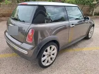 Usata Mini Cooper 75 CV (55 kW) 2003 Grigio Utilitaria