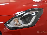 Usata Suzuki Swift 83 CV (61 kW) 2022 Rosso Utilitaria