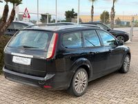 Usata Ford Focus Titanium 110 CV (80 kW) 2008 Nero Station wagon