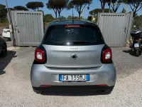 Usata Smart ForFour Passion 71 CV (52 kW) 2015 Argento Utilitaria