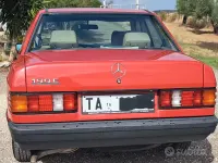 Usata Mercedes 190 118 CV (86 kW) 1991 Rosso Berlina