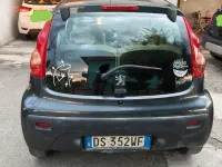 Usata Peugeot 107 68 CV (50 kW) 2008 Bluazzurro Utilitaria