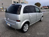 Usata Opel Meriva Cosmo 74 CV (54 kW) 2007 Grigio Monovolume