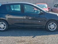 Brugt Renault Clio II Dynamique 75 HK (55 kW) 2009 Sort Sedan