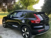 Usata Volvo XC40 Momentum 150 CV (110 kW) 2021 Nero SUV