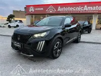 Usata Peugeot 2008 Allure 101 CV (74 kW) 2025 Nero SUV