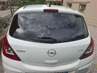 Usata Opel Corsa 65 CV (47 kW) 2011 Bianco Utilitaria