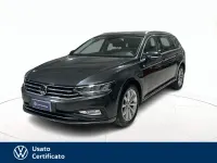Usata VW Passat Business 150 CV (110 kW) 2022 Grigio pastello Station wagon