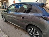 Usata Peugeot 208 100 CV (73 kW) 2022 Grigio Utilitaria
