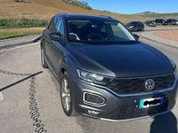 Usata VW T-Roc 116 CV (85 kW) 2019 Grigio SUV