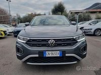 Usata VW T-Roc Life 110 CV (80 kW) 2022 Grigio SUV
