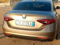 Usata Alfa Romeo Giulia 150 CV (110 kW) 2017 Grigio Berlina