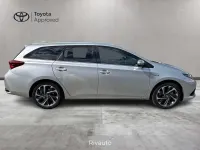Usata Toyota Auris Hybrid Active 97 CV (71 kW) 2016 Argento Station wagon