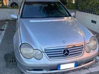 Usata Mercedes C220 143 CV (105 kW) 2003 Coupé
