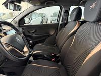 Usata Lancia Ypsilon Gold 69 CV (50 kW) 2023 Volcanic grey metallic Utilitaria