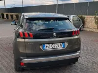Usata Peugeot 3008 Allure 131 CV (96 kW) 2019 Verde SUV