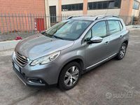 Usata Peugeot 2008 Access 110 CV (80 kW) 2015 Grigio SUV