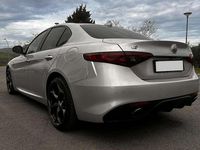 Usata Alfa Romeo Giulia 211 CV (155 kW) 2018 Grigio Berlina