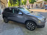 Usata Nissan Qashqai Tekna 110 CV (80 kW) 2012 Grigio SUV