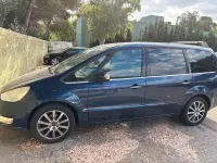 Usata Ford Galaxy Ghia 140 CV (102 kW) 2008 Bluazzurro Monovolume