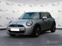 Usata Mini Cooper Classic 114 kW (156 CV) 2025 Grigio Utilitaria