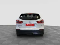 Usado Nissan Qashqai 140 HP (102 kW) 2021 Branco SUV
