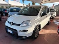 Usata Fiat Panda Cross Cross 70 CV (51 kW) 2023 Nero Utilitaria