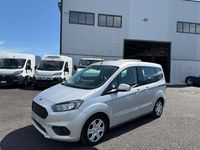Usata Ford Tourneo Courier 75 CV (55 kW) 2020 Argento Monovolume