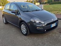Begagnad Fiat Punto Lounge 95 HK (69 kW) 2016 Grå Halvkombi