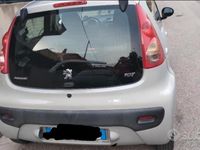 Usata Peugeot 107 68 CV (50 kW) 2012 Grigio Utilitaria