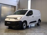 Usata Fiat Doblò 131 CV (96 kW) 2023 Bianco Monovolume