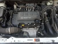 Usata Opel Astra 90 CV (66 kW) 2013 Berlina