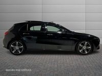 Usata Mercedes A180 Advanced Plus 116 CV (85 kW) 2023 Vernice nero cosmo ; Berlina