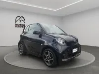 Usata Smart ForTwo Electric Drive Passion 60 kW (82 CV) 2021 Nero / black Berlina