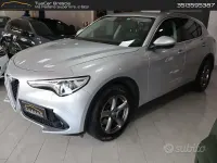 Usata Alfa Romeo Stelvio Executive 179 CV (131 kW) 2017 Argento SUV