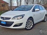 Usata Opel Astra 110 CV (80 kW) 2014 Bianco Station wagon