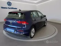 Usata VW Golf VIII Life 110 CV (80 kW) 2023 Atlantic blue metalizzato Berlina