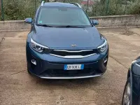 Usata Kia Stonic 100 CV (73 kW) 2020 Bluazzurro SUV