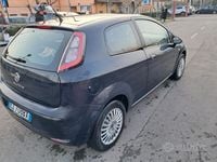 Usata Fiat Grande Punto 77 CV (56 kW) 2015 Blu Utilitaria