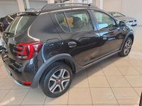 Usata Dacia Sandero Stepway 90 CV (66 kW) 2019 Nero Berlina