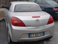 Usata Opel Tigra 90 CV (66 kW) 2004 Grigio Cabrio