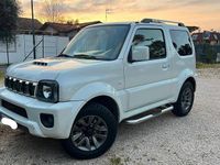 Usata Suzuki Jimny 85 CV (62 kW) 2014 Bianco SUV