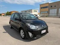 Usata Renault Twingo LE 58 CV (42 kW) 2009 Nero Utilitaria