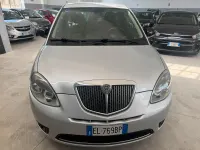 Usata Lancia Ypsilon 69 CV (50 kW) 2011 Argento Utilitaria