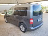 Usata VW Caddy Highline 102 CV (75 kW) 2011 Grigio Monovolume