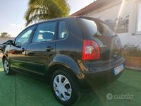 Usata VW Polo Trendline 75 CV (55 kW) 2003 Blu Berlina