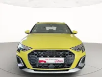 Nuova Audi A3 Ambiente 150 CV (110 kW) 2025 Giallo pitone metallizzato Berlina